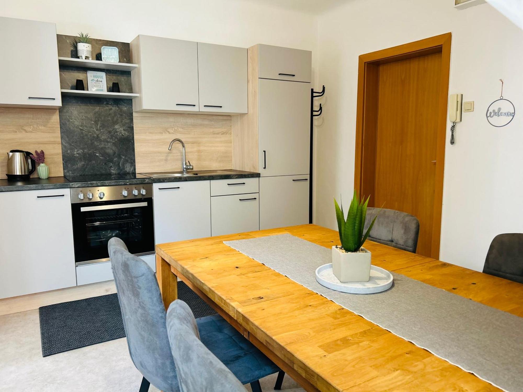 Apartment Gutenberg - Self-Check-In - Naehe Redbull Ring Knittelfeld Esterno foto