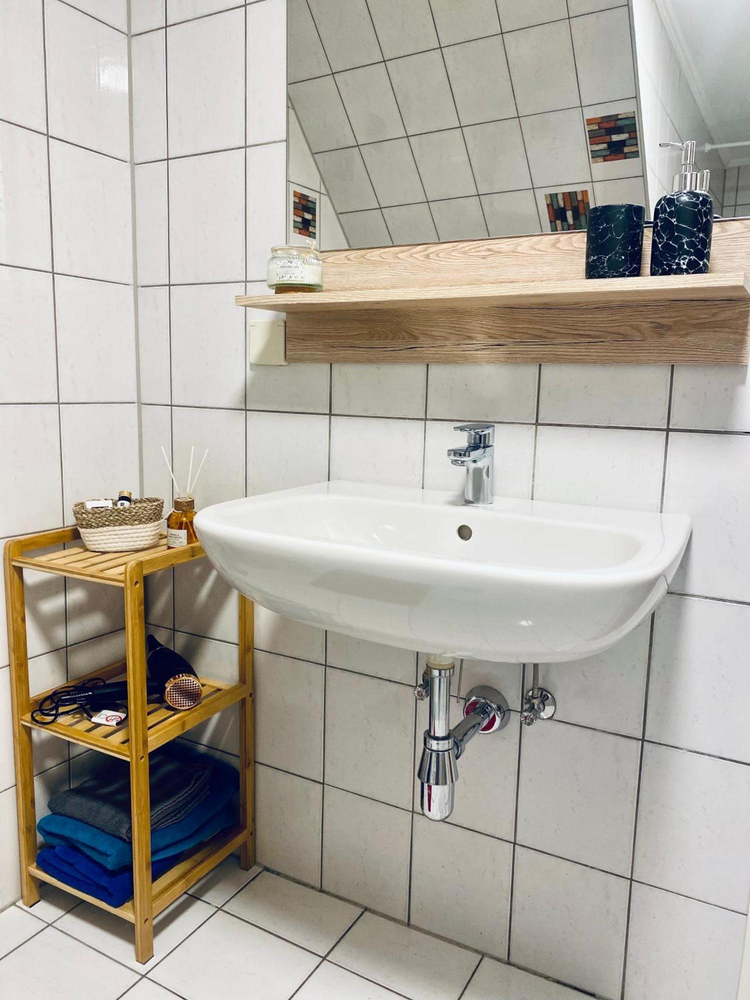 Apartment Gutenberg - Self-Check-In - Naehe Redbull Ring Knittelfeld Esterno foto